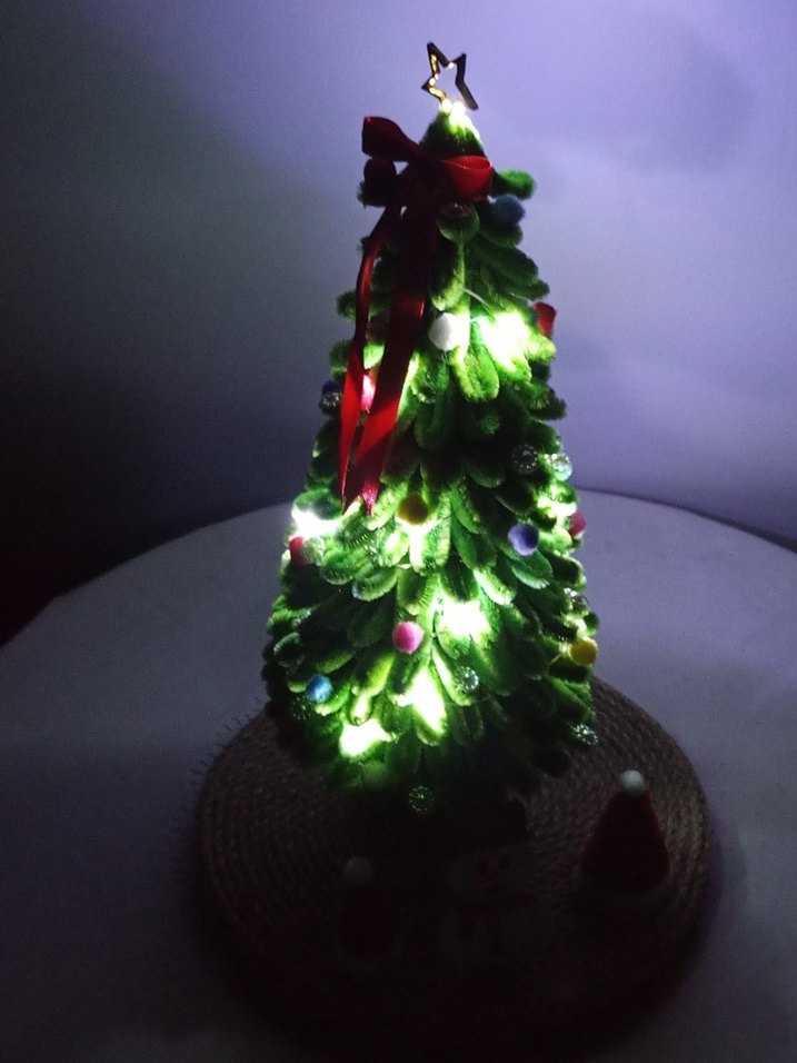 Renkli Mini Yılbaşı Ağacı ve Süsleri - Görsel 5