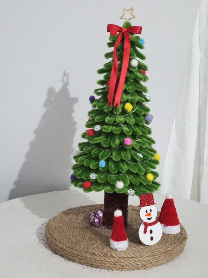 Renkli Mini Yılbaşı Ağacı ve Süsleri - Görsel 2