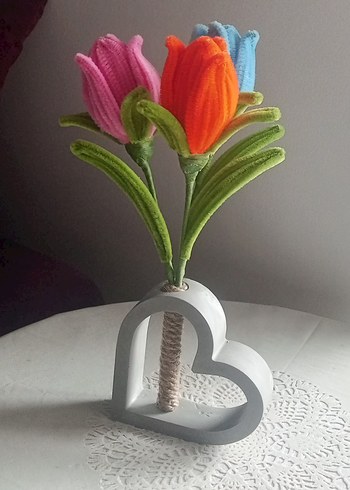 Renkli Çiçekli Kalp Şeklinde Vazo - Görsel 4