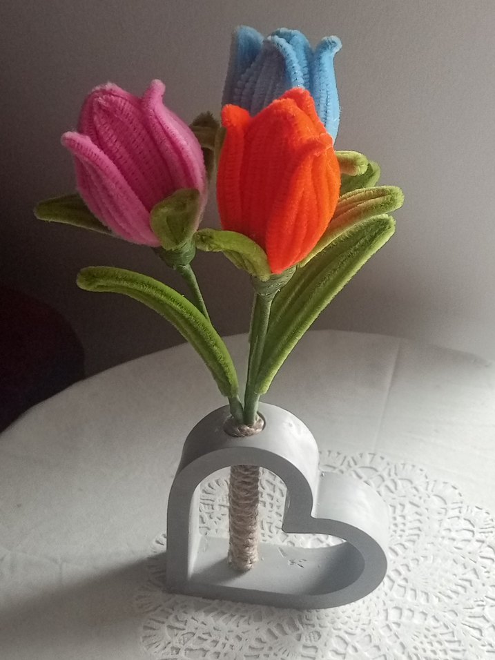 Renkli Çiçekli Kalp Şeklinde Vazo - Görsel 2