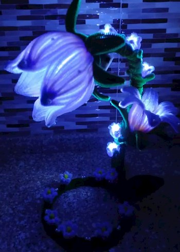 El Yapımı Işıklı Tel Çiçek Dekoru - Görsel 2