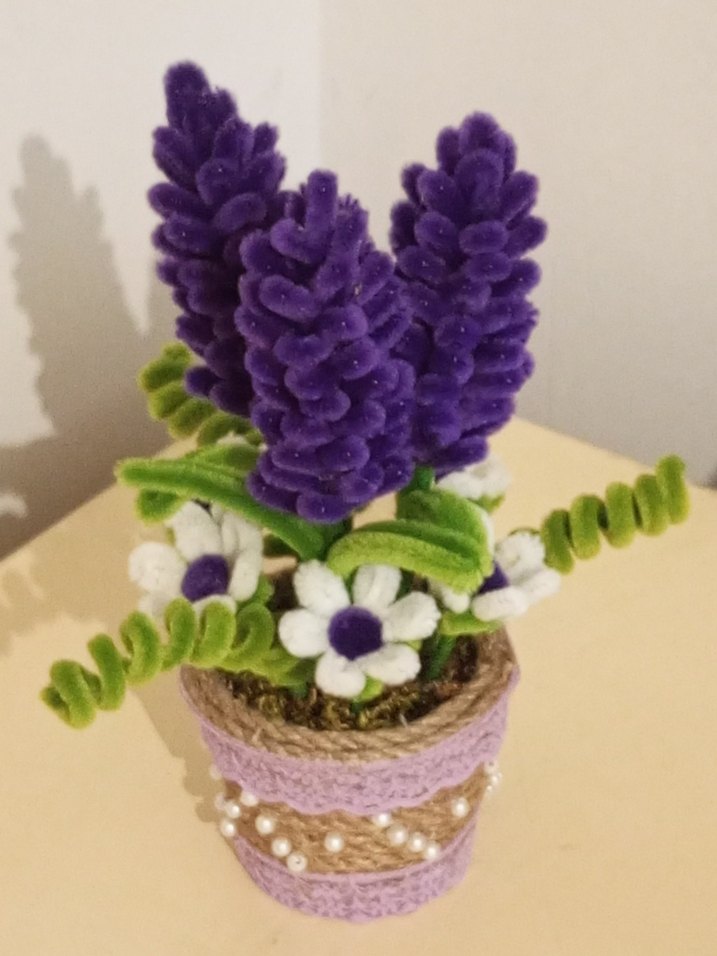 El Yapımı Dekoratif Mor Çiçek Aranjmanı | Oda & Orta Sehpa Süsü - Görsel 3