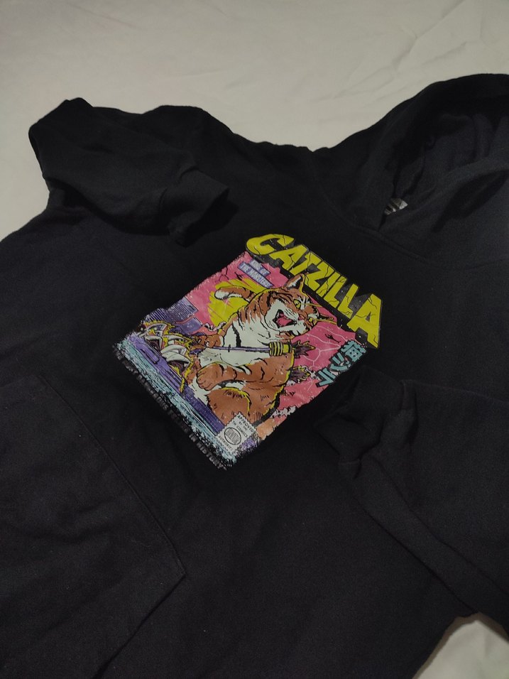 Siyah Kapüşonlu Baskılı Unisex Sweatshirt - Görsel 2