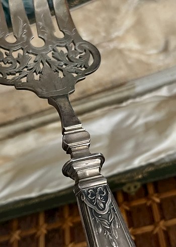 FRANSIZ DAMGALI SERVİS ÇATALI - Görsel 6