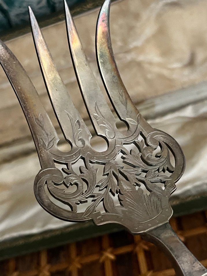 FRANSIZ DAMGALI SERVİS ÇATALI - Görsel 4