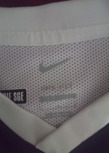 Orjinal Frankfurt Forması 24-25 - Görsel 3