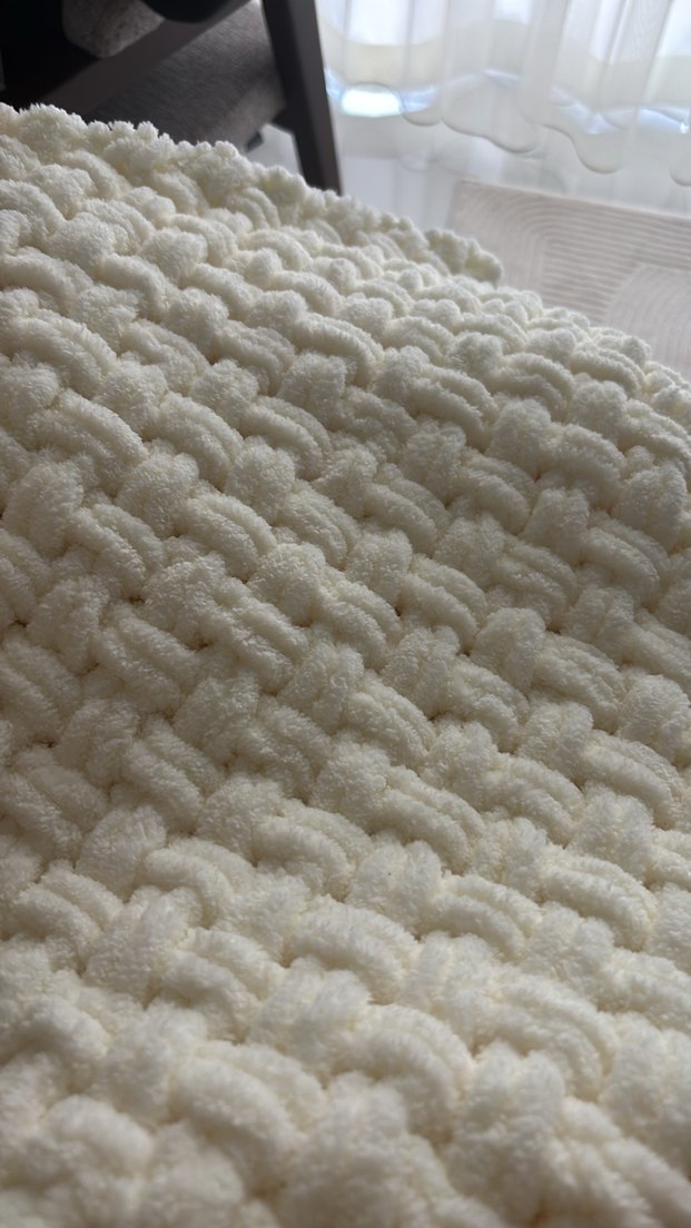 Krem Kalpli Örgü Bebek Battaniyesi - Görsel 2