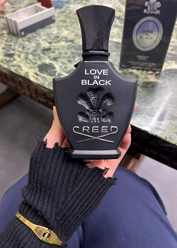 Creed Love In Black Erkek Parfümü - Görsel 2