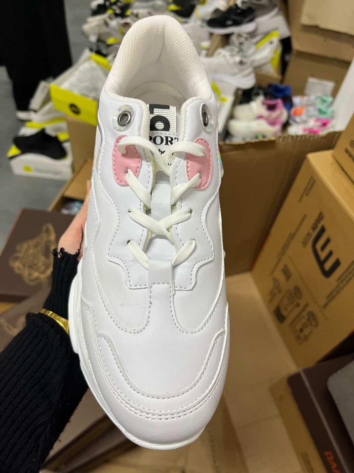 Beyaz Kız Sneaker  Hologram Detaylı Kalın Taban Spor Ayakkabı - Görsel 2