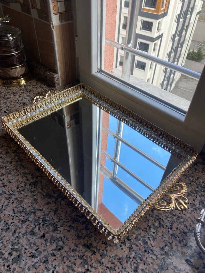 Altın Renkli Parlak Dekoratif Ayna Tepsi - Görsel 2