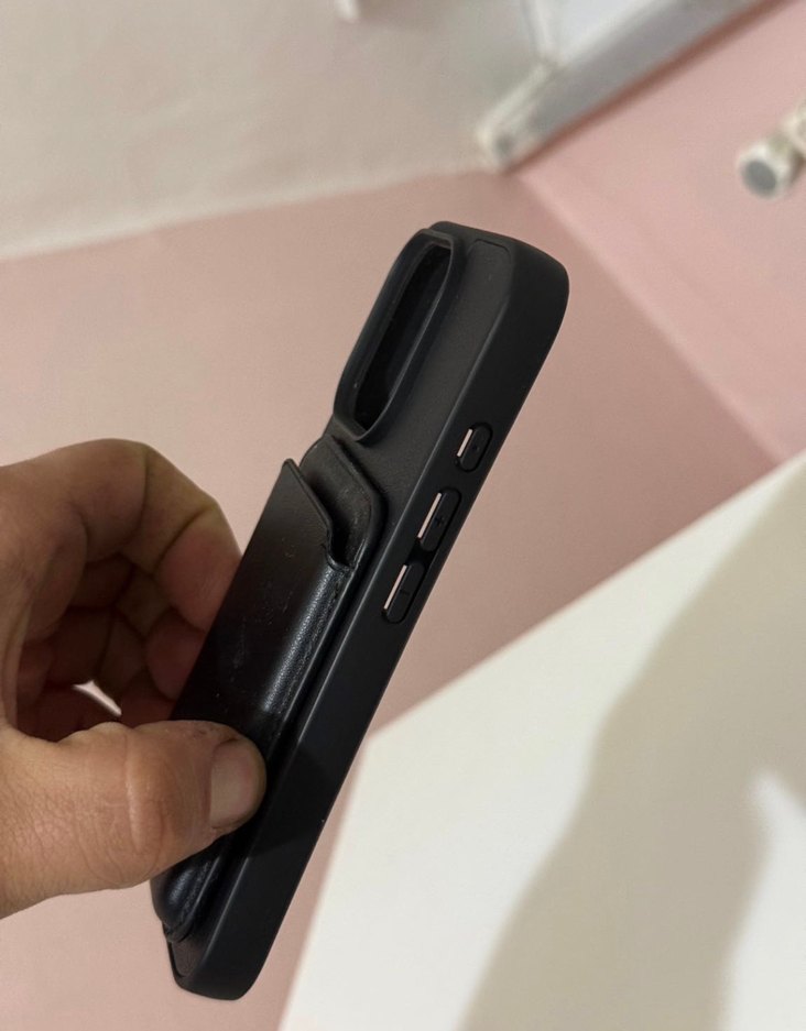 Magsafeli siyah cüzdan - Görsel 3