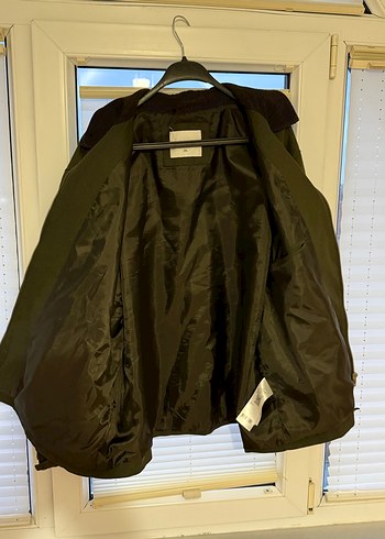 LCW Haki Mevsimlik Ceket Temiz ve Şık - Görsel 3