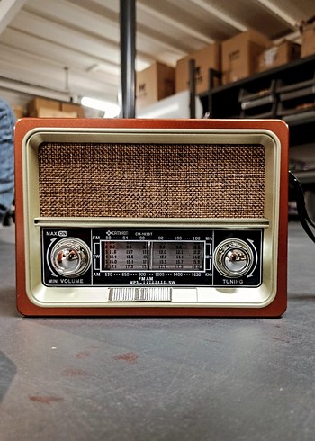 Renkli Kahverengi Müzik Sistemi - Görsel 3