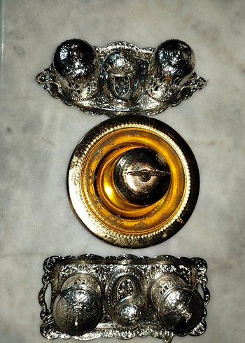 Etnik Desenli Parlak Altın Kapaklı Servis Tabağı - Görsel 5