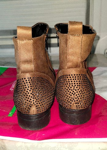 kahverengi düet bot - Görsel 2