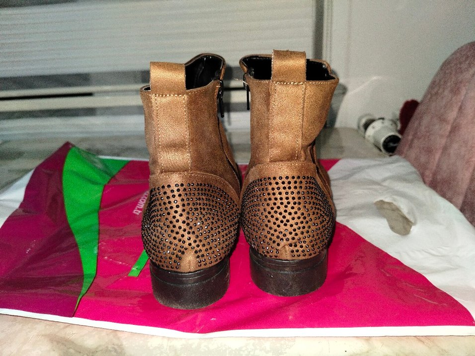 kahverengi düet bot - Görsel 2