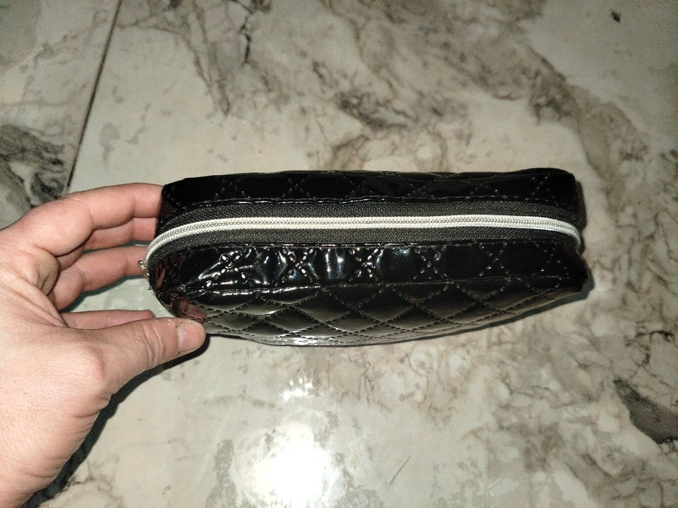 Deri Fermuarlı Siyah Makyaj Çantası - Görsel 2