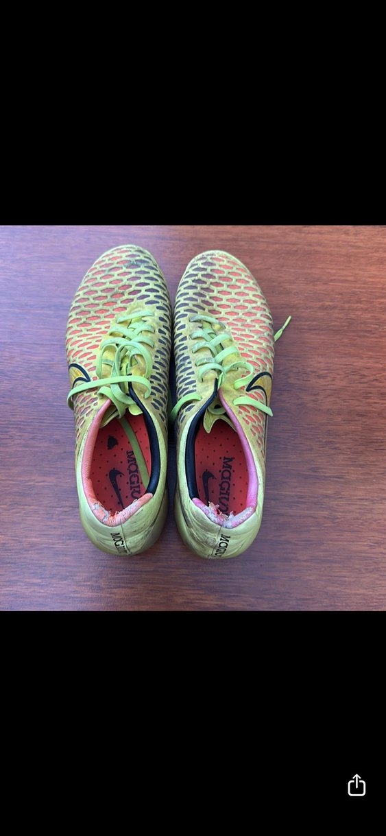 NİKE MAGİSTA VİDALI KRAMPON - Görsel 3