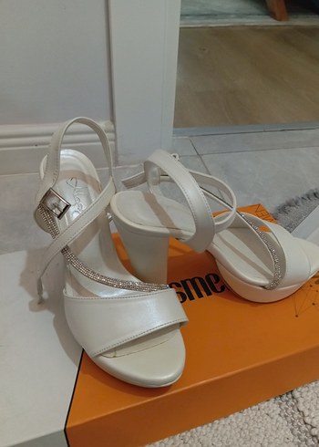 Beyaz Platform Topuklu Kadın Abiye Ayakkabı - Görsel 4