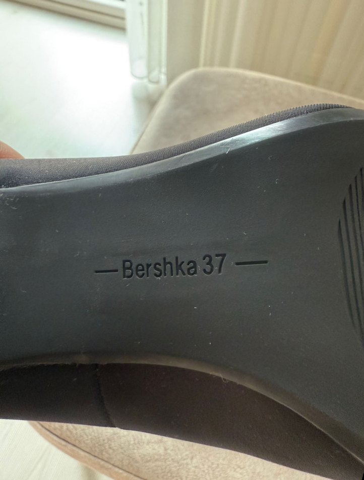 Bershka Siyah Minimalist Stiletto Topuklu Kadın Ayakkabı - Görsel 4