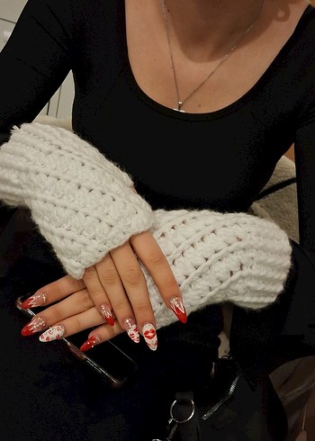 Beyaz Örgü Parmaksız Kadın Eldiveni - Görsel 2