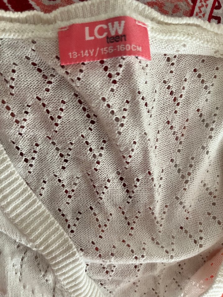 Nakışlı Beyaz Bohem Örgü Yelek - Görsel 4