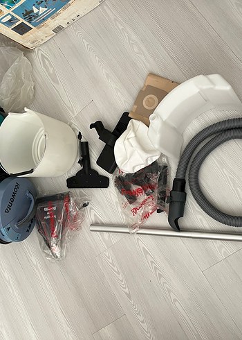 Rowenta Gri Elektrikli Süpürge ve halı yıkama makinesi - Görsel 5