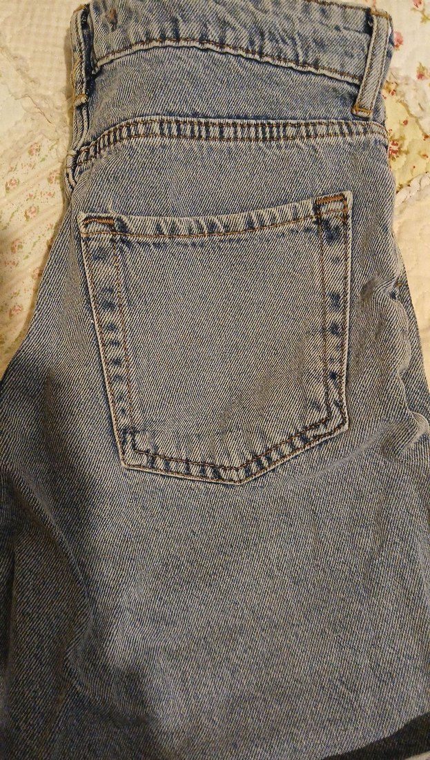 Kadın Gri Denim Mini Şort Bol Kesim - Görsel 3