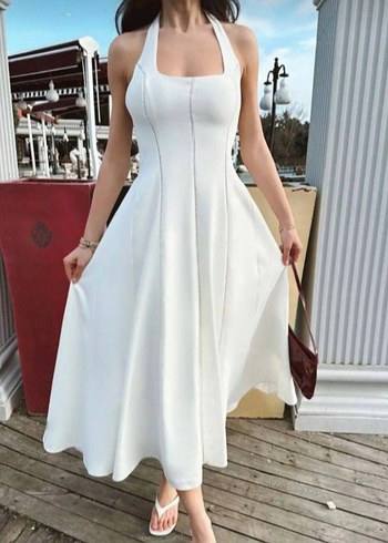 Uzun Beyaz Askılı Salaş Elbise - Görsel 2