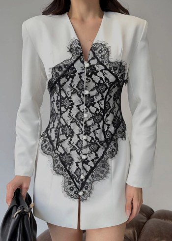 Dantel Detaylı Beyaz Mini Blazer - Görsel 2