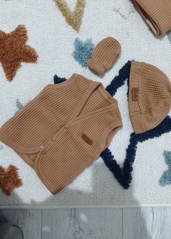 Kahverengi Örgü Kısa Kollu Bebek Body - Görsel 4