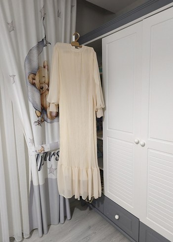 Beyaz Uzun Pilili Keten Elbise - Görsel 6