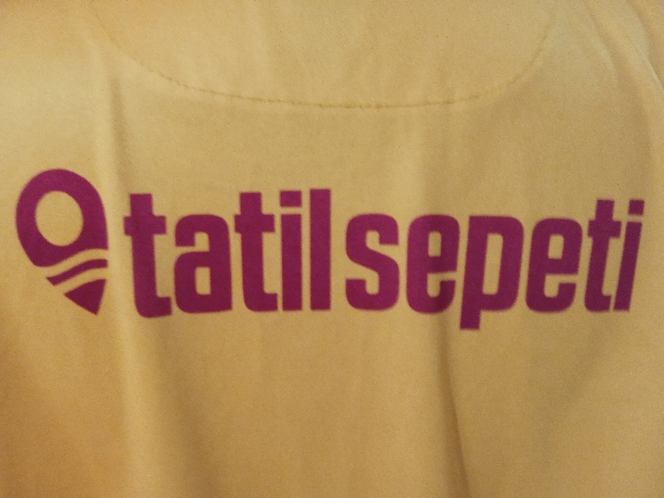 Sarı-Kırmızı Baskılı Kısa Kollu Erkek Forma - Görsel 5