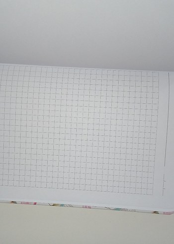 Pembe Çiçek Desenli Defter - Görsel 3