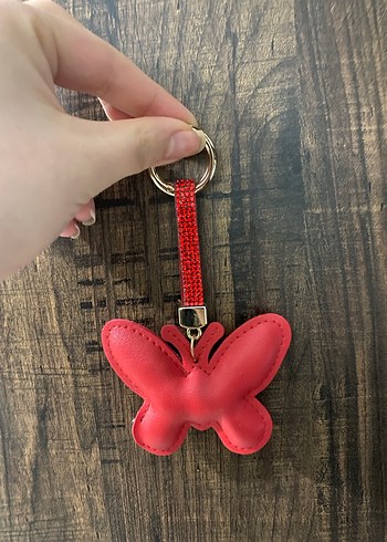 Zincir Detaylı Altın Renk Kadın Küpe Seti+ Kırmızı Anahtarlık - Görsel 4