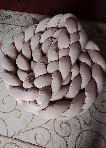 Bej Örgü Tasarımlı Emzirme ve Hamile Yastığı yatak kenari - Görsel 3