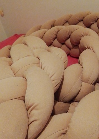 Bej Örgü Tasarımlı Emzirme ve Hamile Yastığı yatak kenari - Görsel 8