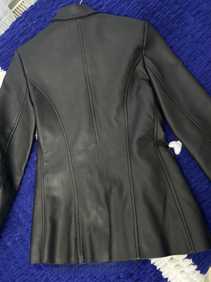 Düğmeli Siyah Kadın Deri Ceket - Görsel 3