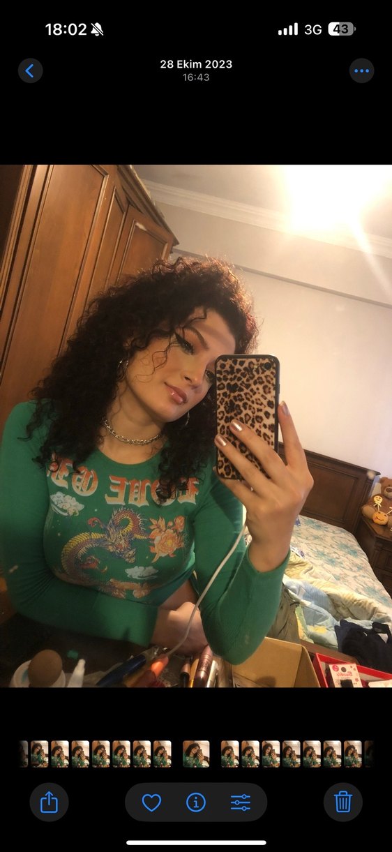 Yeşil desenli bluz - Görsel 2