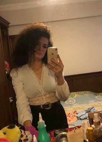 Beyaz dantekli crop - Görsel 2