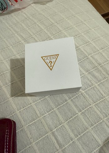 Guess Kadın Altın Renkli Klasik Saat - Görsel 4