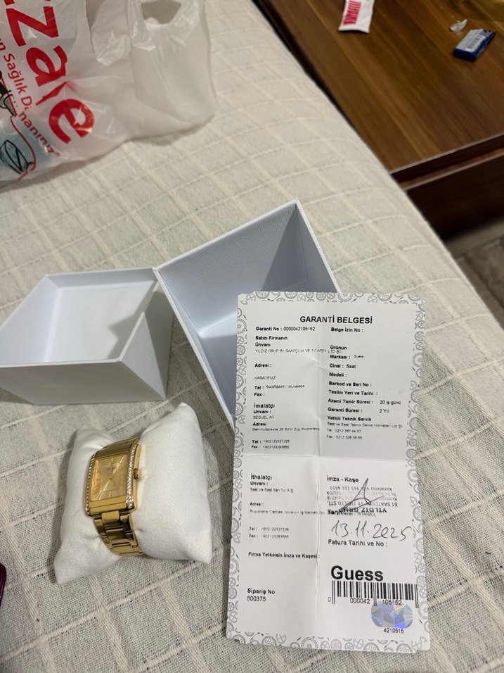 Guess Kadın Altın Renkli Klasik Saat - Görsel 2