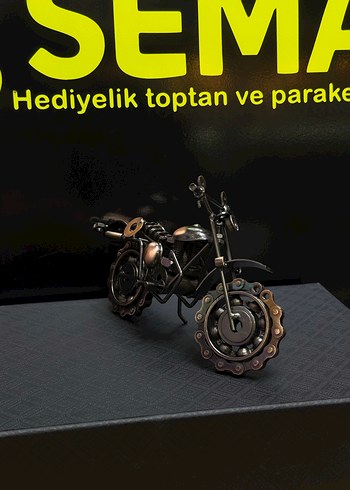 DİŞLİ TEKERLİ ÖZEL TASARIM METAL MOTOSİKLET - Görsel 3
