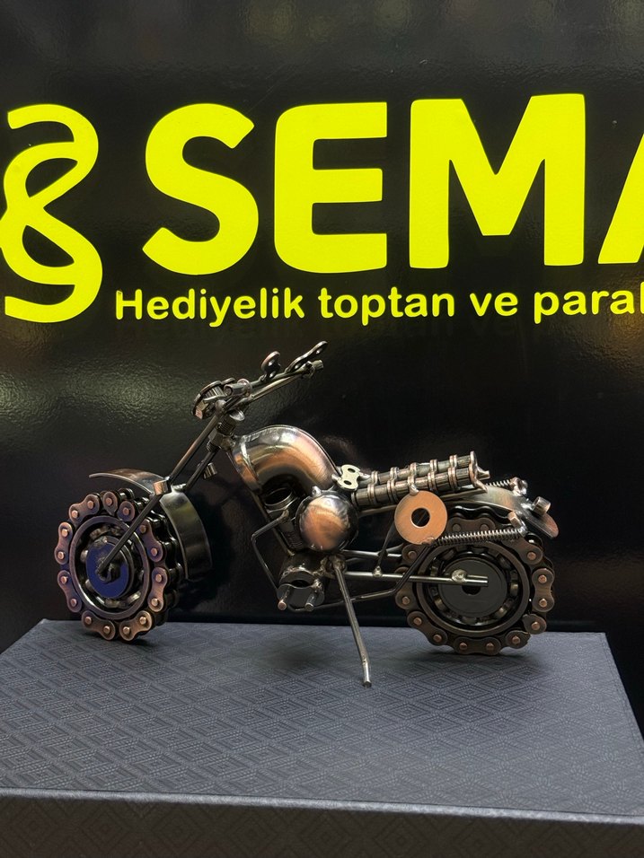 DİŞLİ TEKERLEKLİ ÖZEL TASARIM METAL MOTOSİKLET - Görsel 2