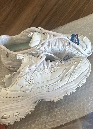 39 Beden beyaz Renk Skechers d'lites