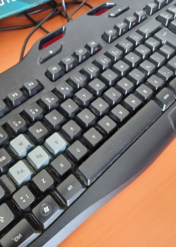 Logitech Oyuncu klavye - Görsel 9