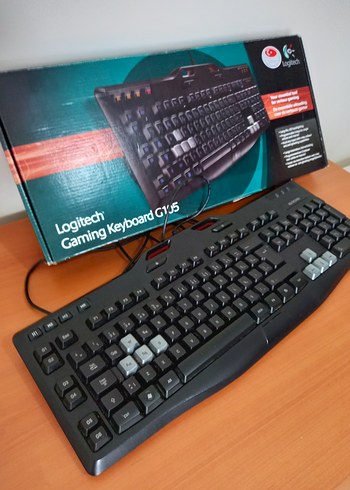 Logitech Oyuncu klavye