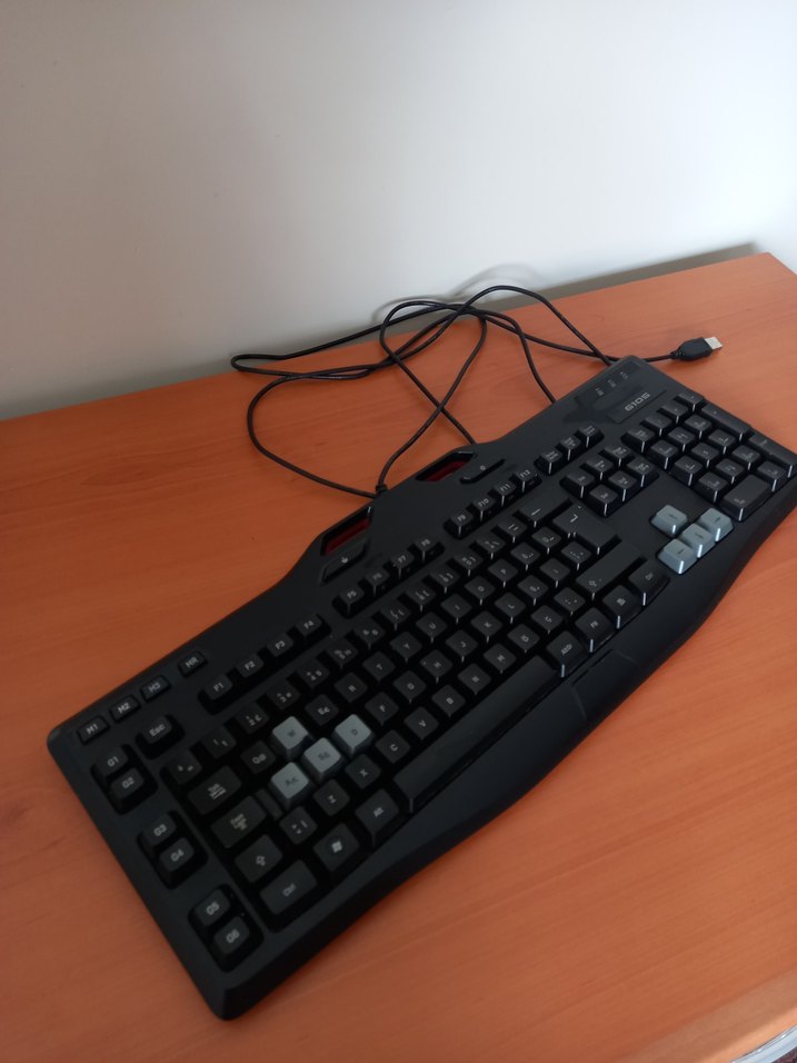 Logitech Oyuncu klavye - Görsel 5