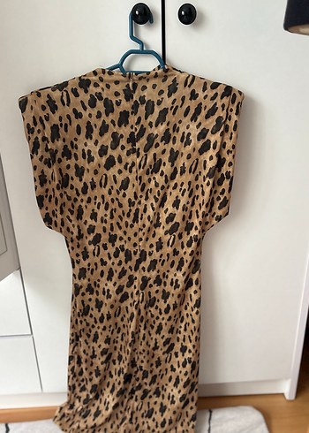 Drapeli V Yaka Midi Elbise - Kahverengi - Görsel 5