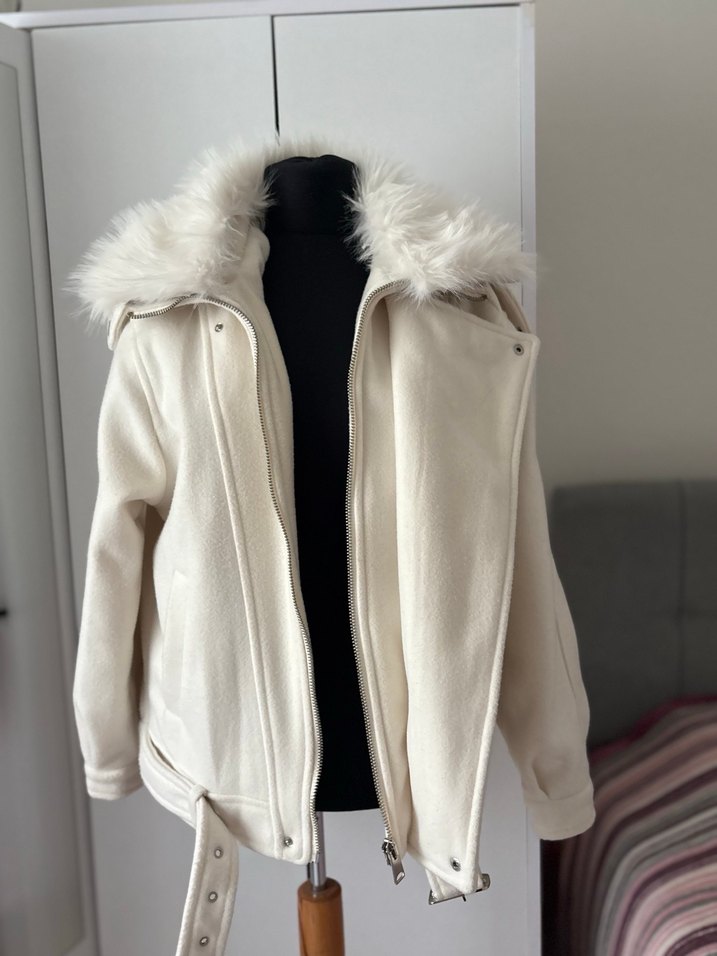 Kadın Beyaz Kürklü Midi Ceket - Görsel 3